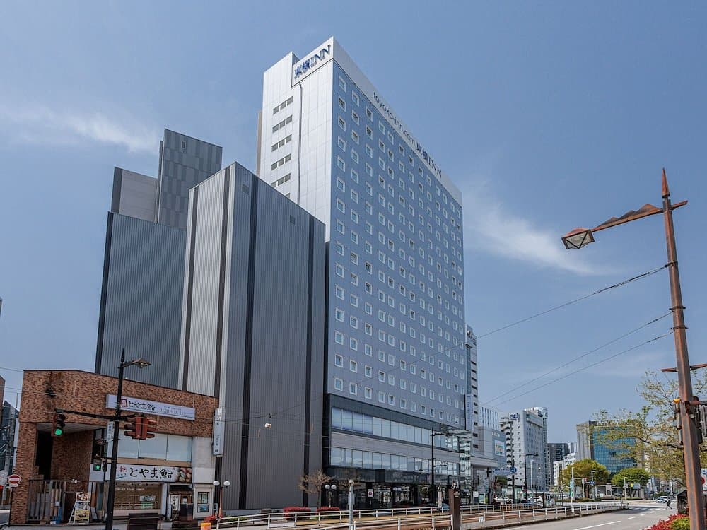 Toyoko Inn Toyama Station Shinkansen 2