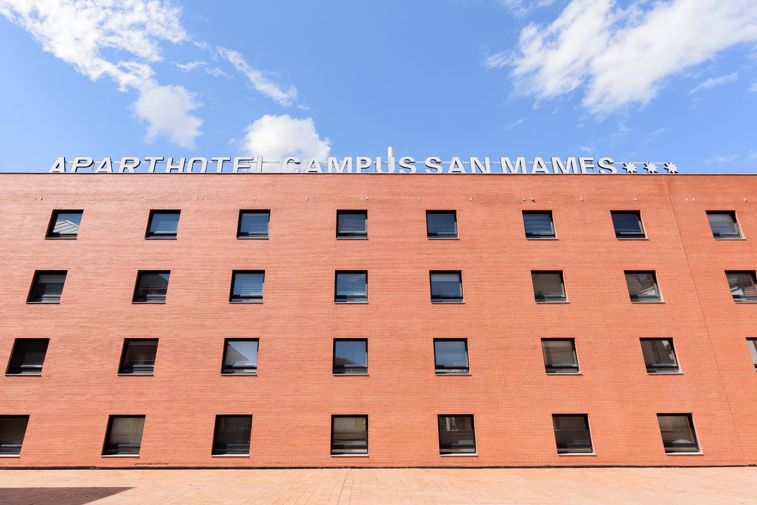 Exe Campus San Mames Aparthotel