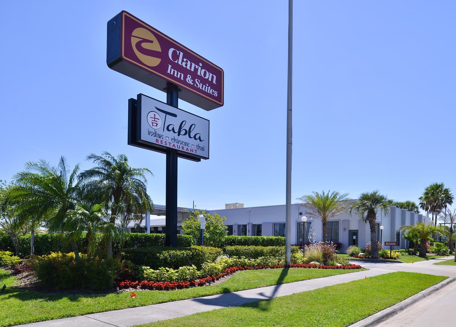 Clarion Inn & Suites Across from Universal Orlando