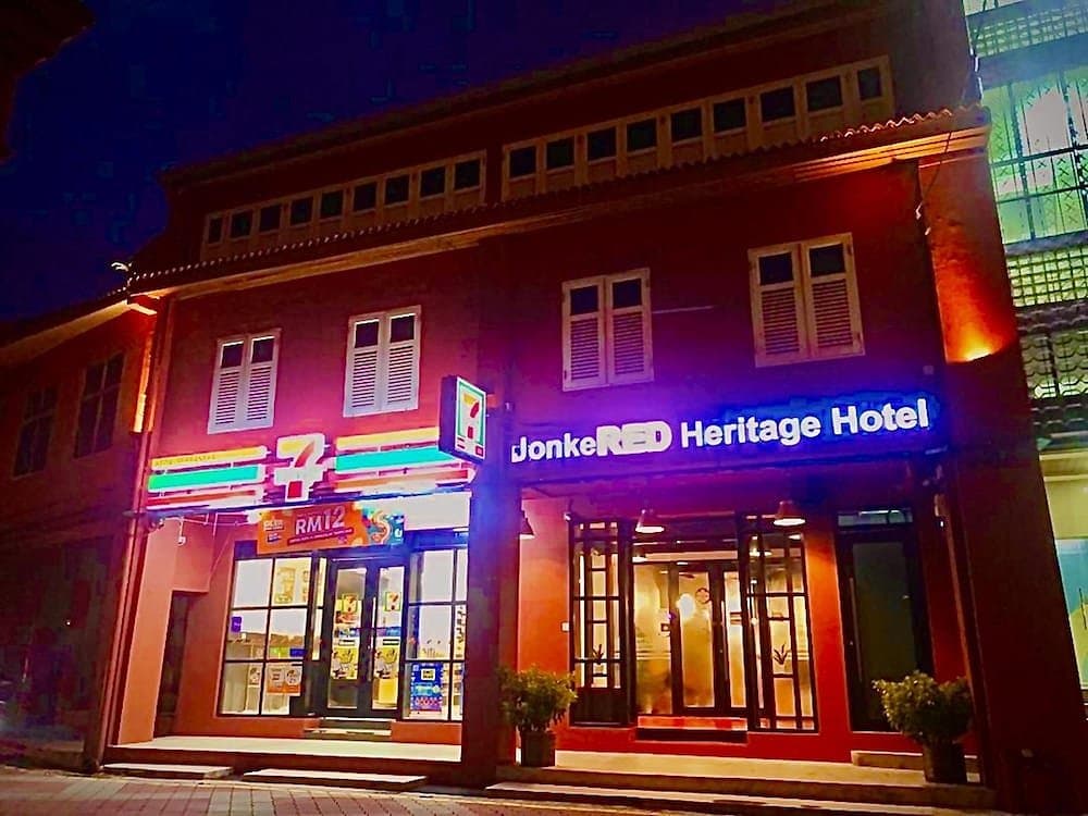 JonkeRED Heritage Hotel
