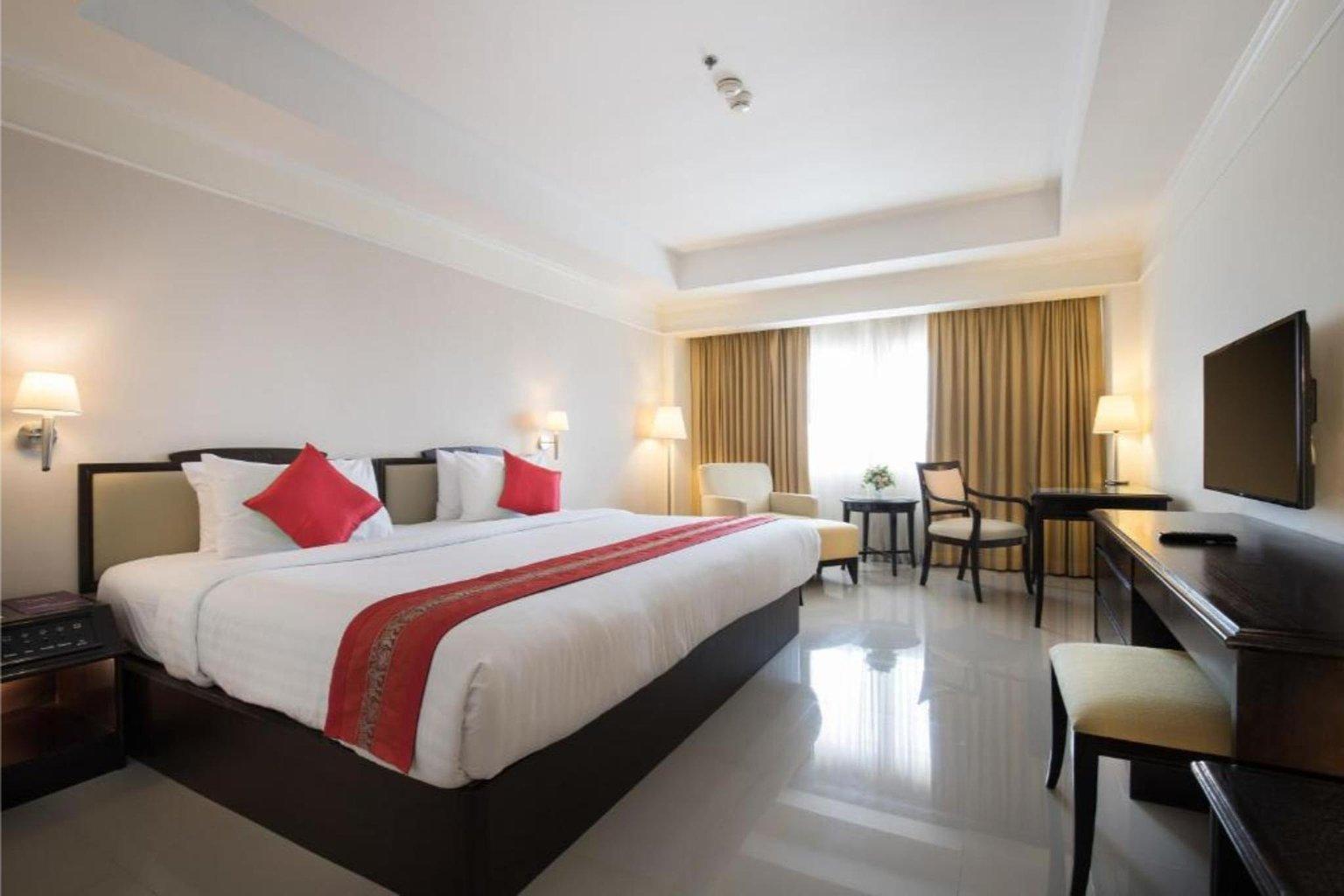 Deluxe Room with 1 king size bed - Mercure Chiang Mai