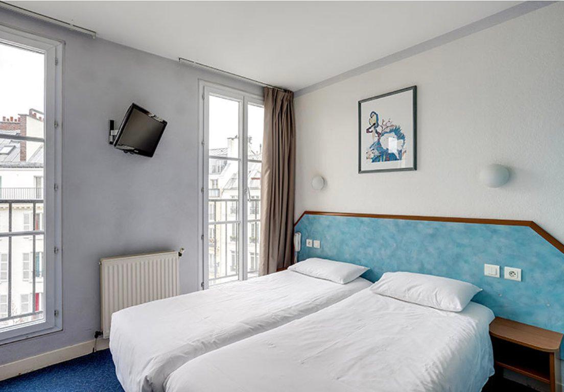 Twin Bedroom (Breakfast included) - Hotel Royal Mansart 