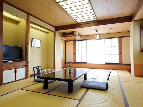 Japanese-style Room 10-14tatami (with bath and toilet/non-smoking) - Washin Yado Omori