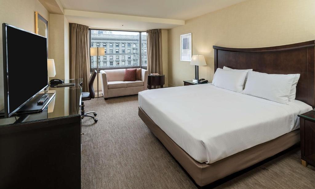 1 King Bed - Parc 55 San Francisco - a Hilton Hotel