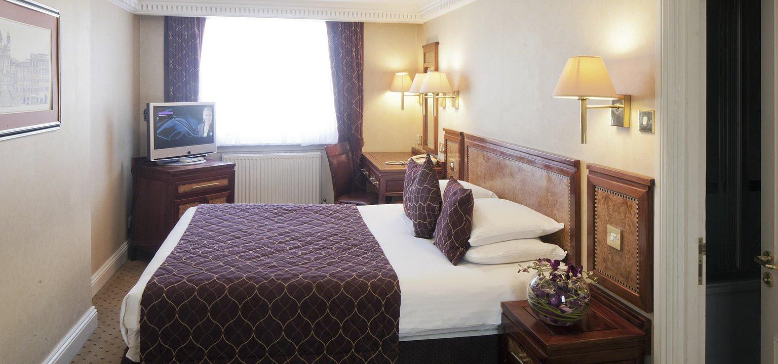 Superior Double (Breakfast included)(Minimum 2-night stay) - Grange Clarendon Hotel