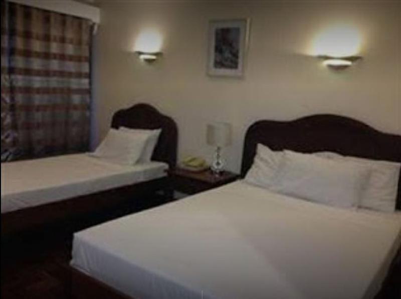 Triple - 宿霧度假酒店 / Vacation Hotel Cebu