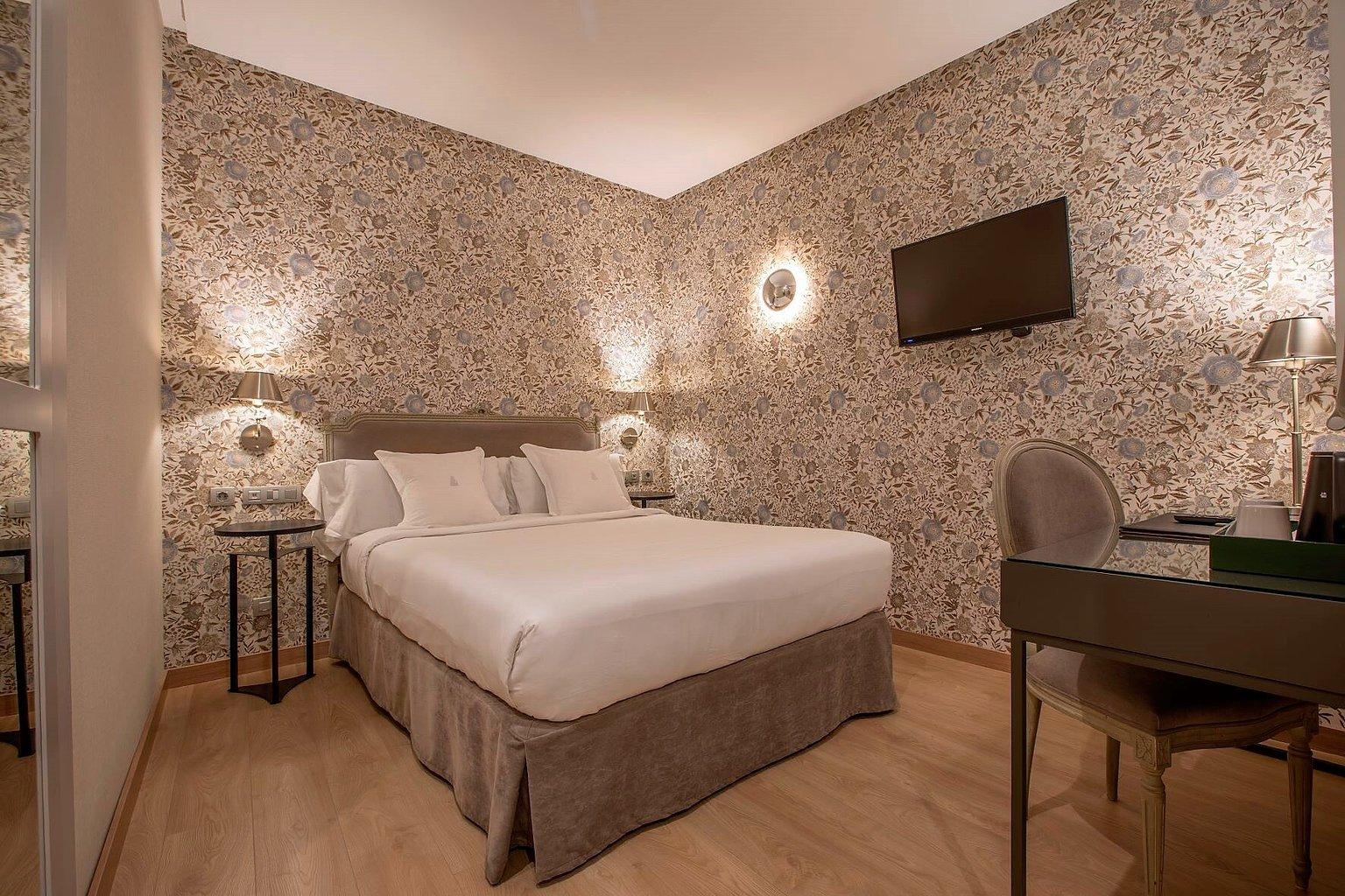 더블 스탠다드룸 (Double Standard room) - Hotel Meninas 