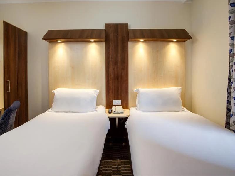 Twin Room (Minimum 2-night stay) - Royal National Hotel