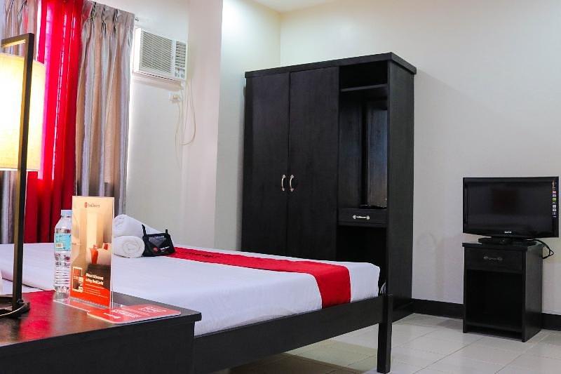 EXECUTIVE WITH 2 BED - RedDoorz Plus @ Mabolo Cebu（宿務馬博洛紅多茲加酒店） / RedDoorz Plus @ Mabolo Cebu