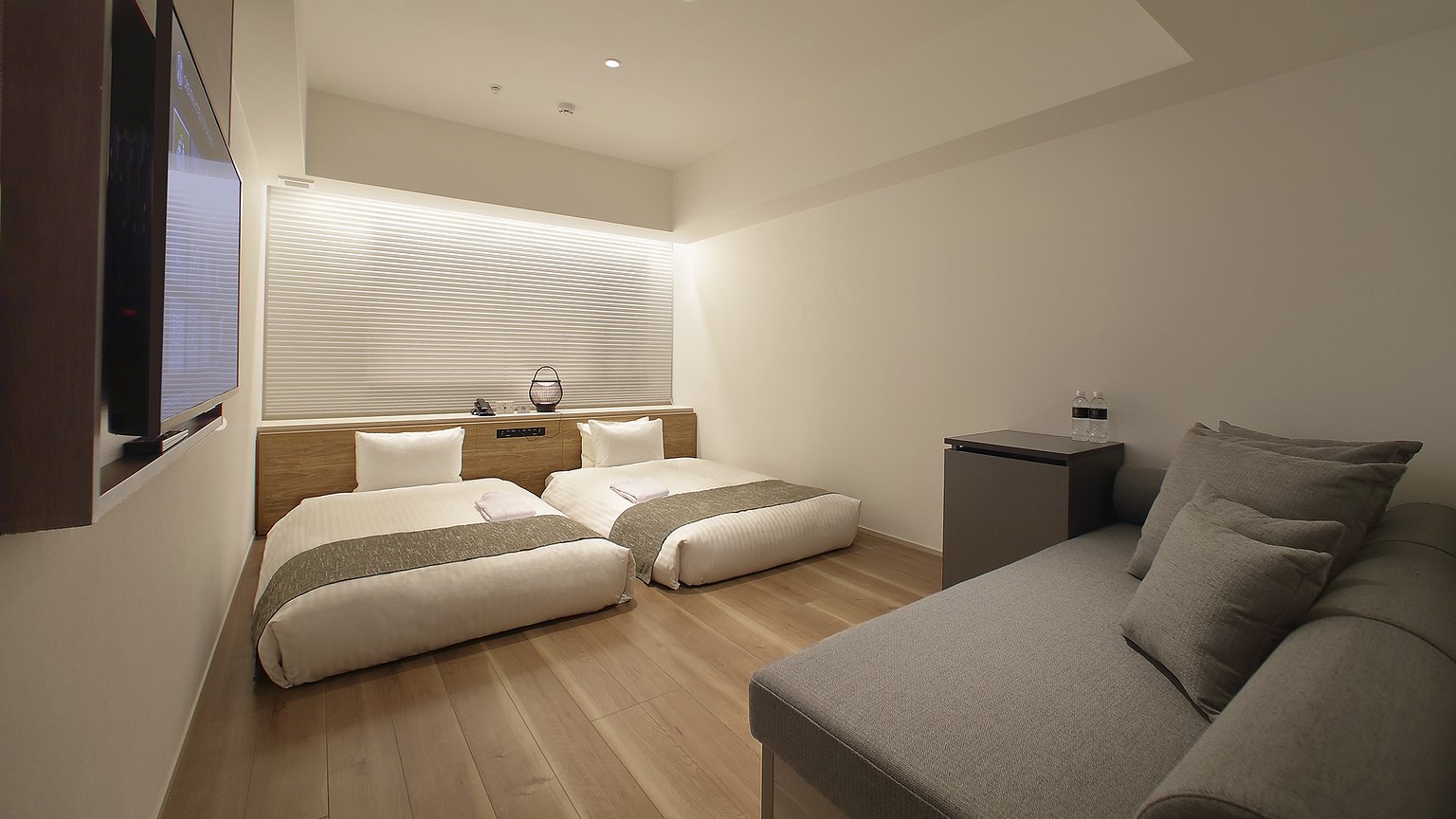 Superior Twin Japanese-style