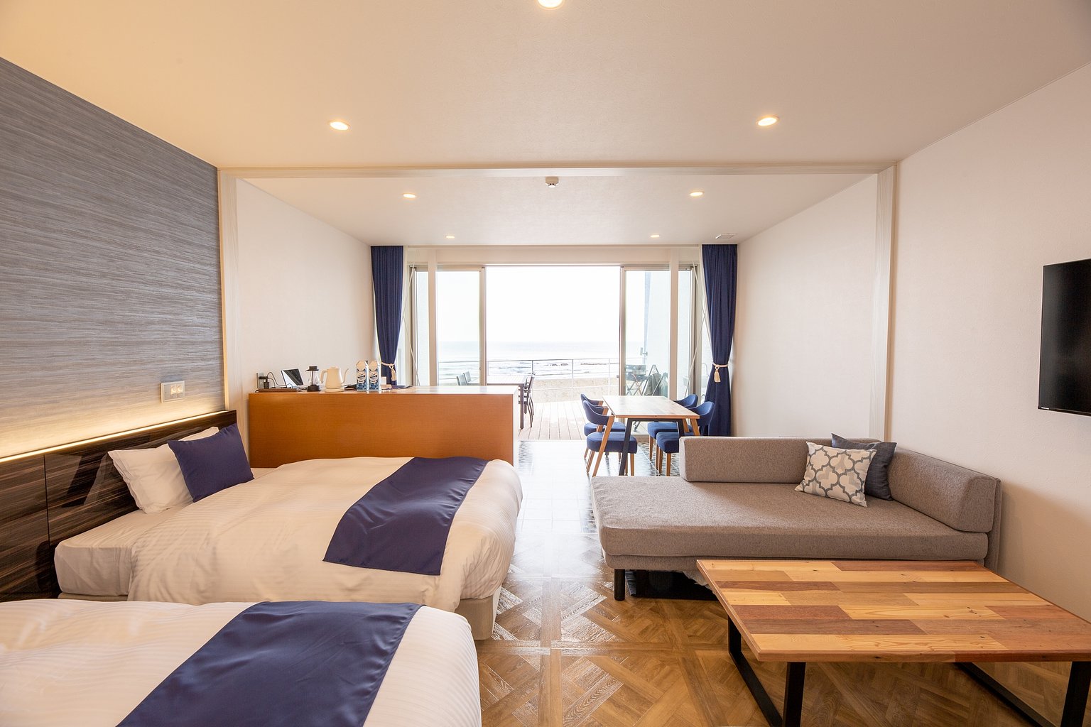 Standard Room (dinner and breakfast included)