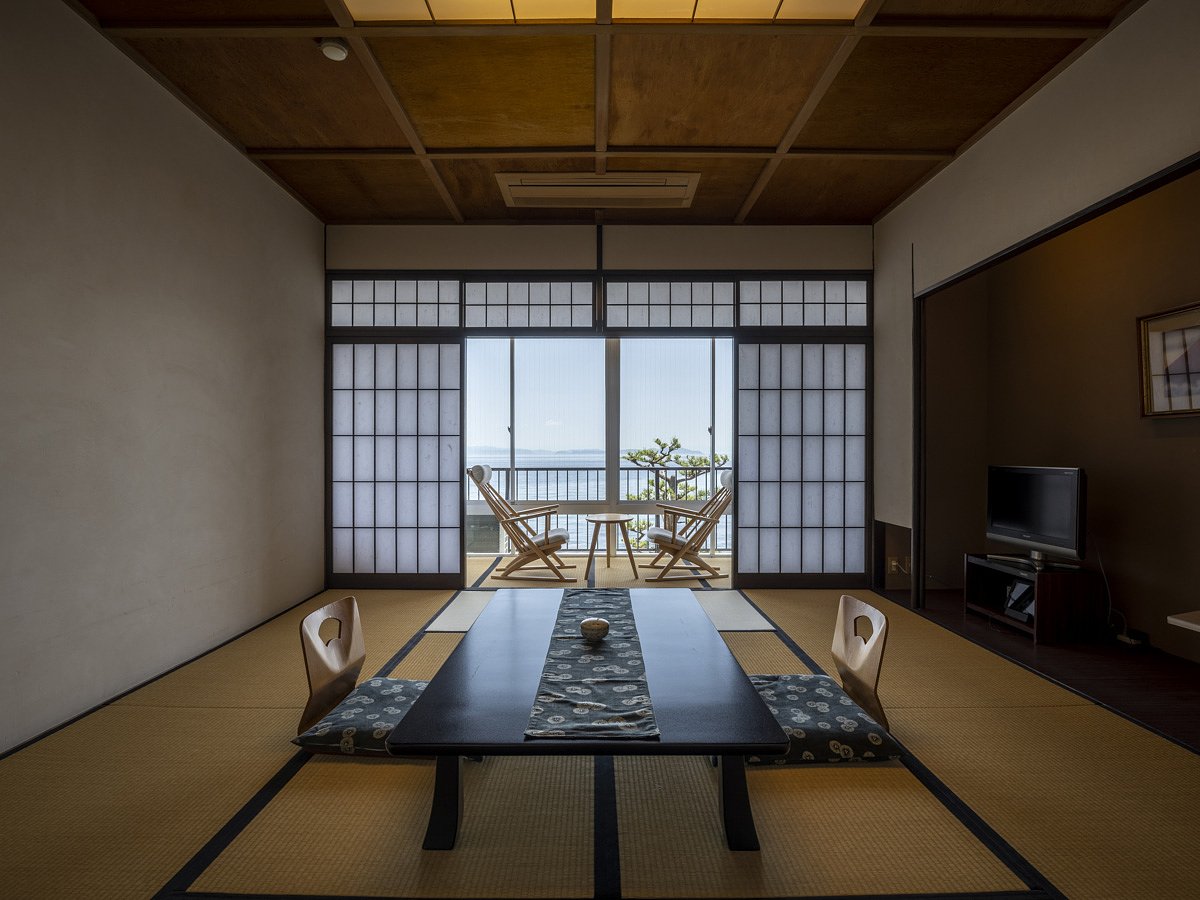 Japanese-style room 10 tatami mats