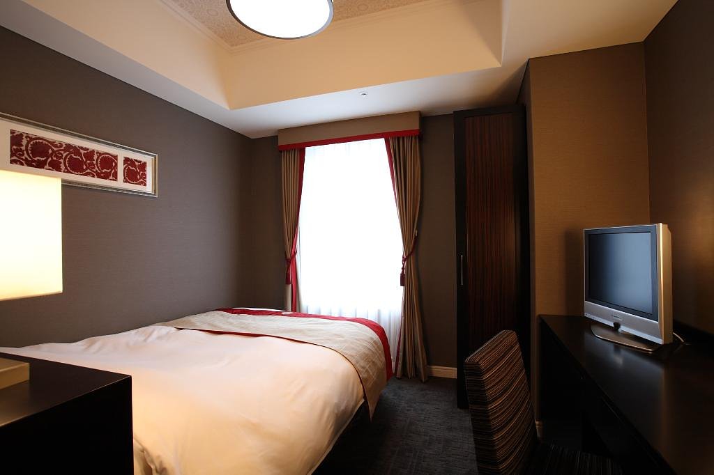 Semi-Double-Non-smoking