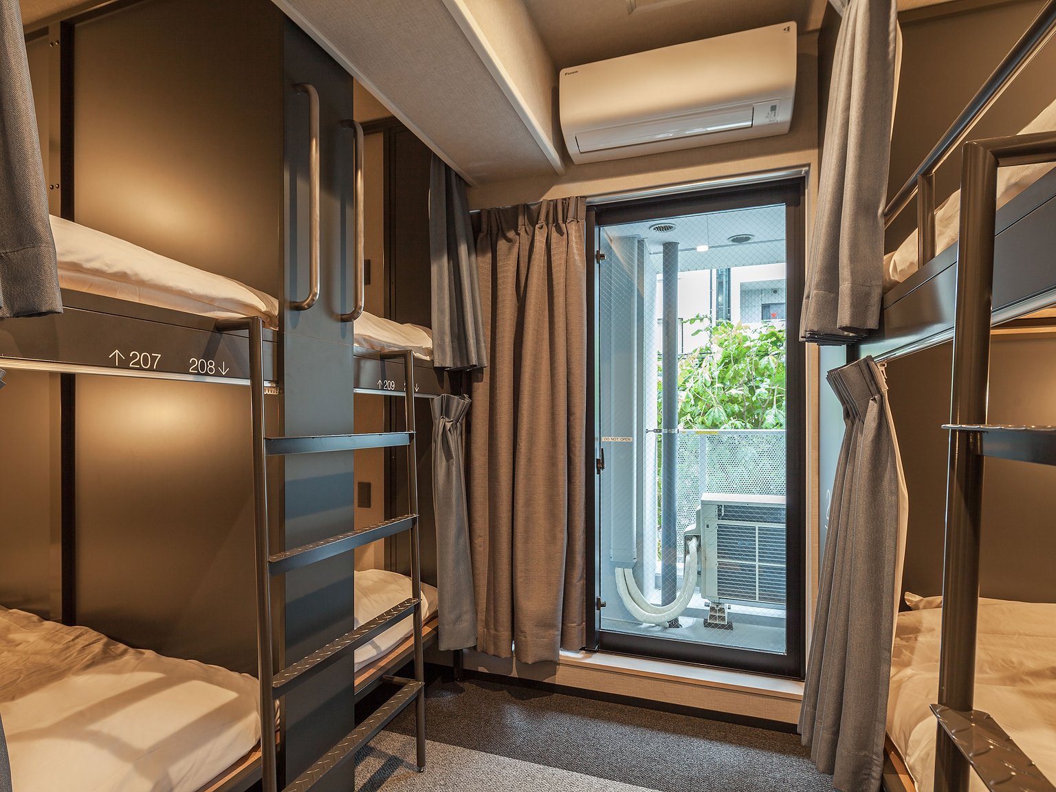 ［Mixed］Dormitory Bed (6-Person room)