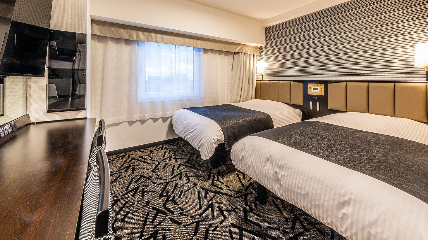 Twin Room - Non-Smoking