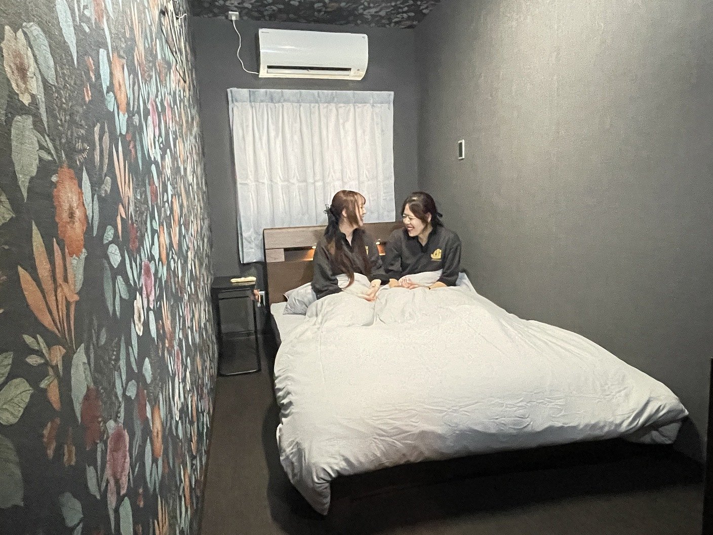 Western-style semi-double (non-smoking)