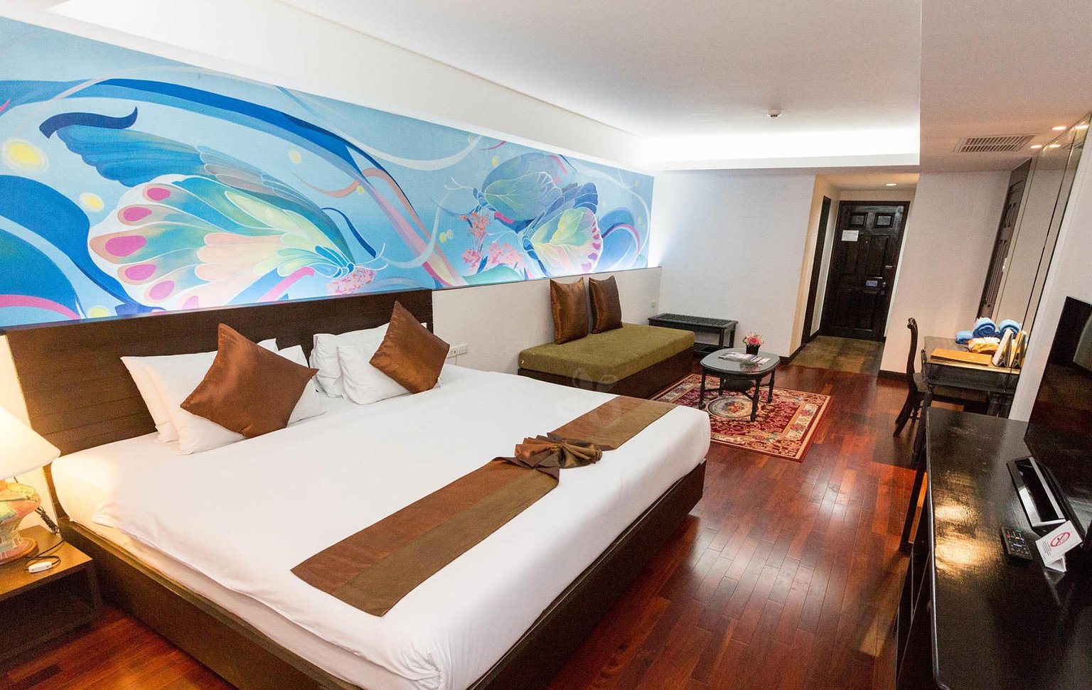 Deluxe Double or Twin Room