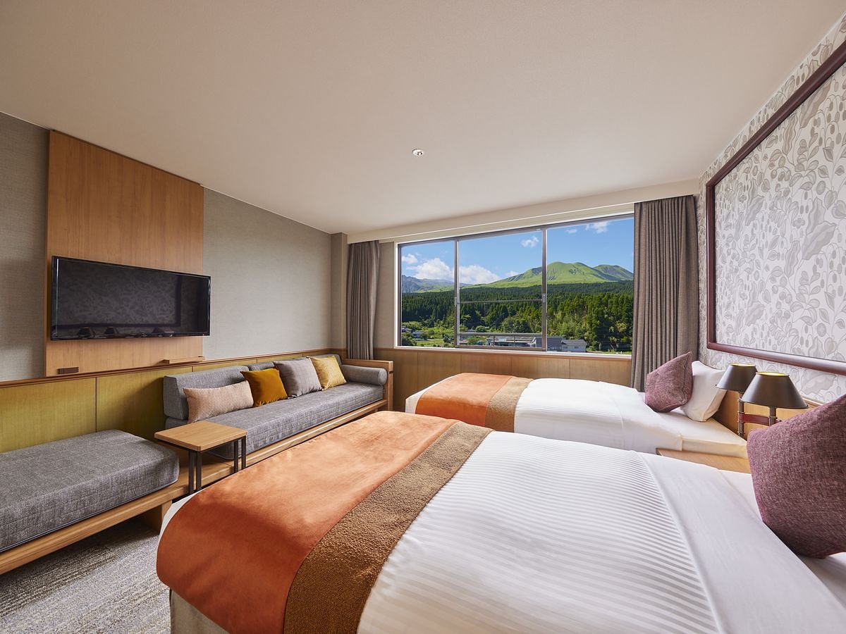 South Wing Renewal Standard Twin Room (Non-Smoking) 【dinner and breakfast included】Buffet Plan