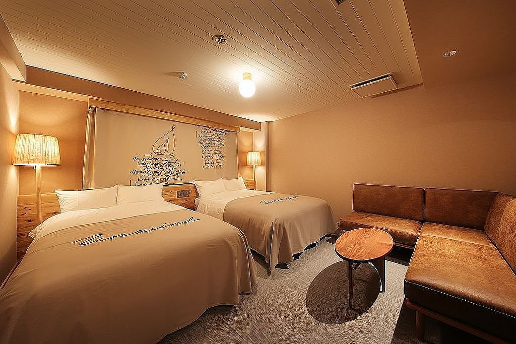 트윈 (조식포함)