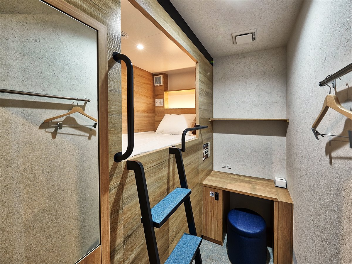 Cabin (Female-only Floor)(Upper and lower cannot be specified)