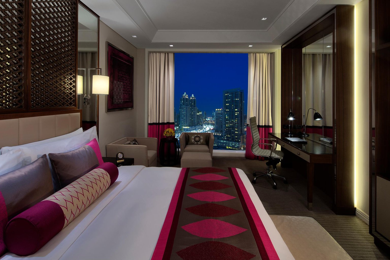 Luxury City View Double Room 