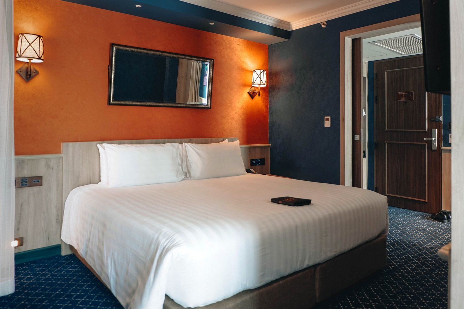 General Coach (King) (Breakfast included)