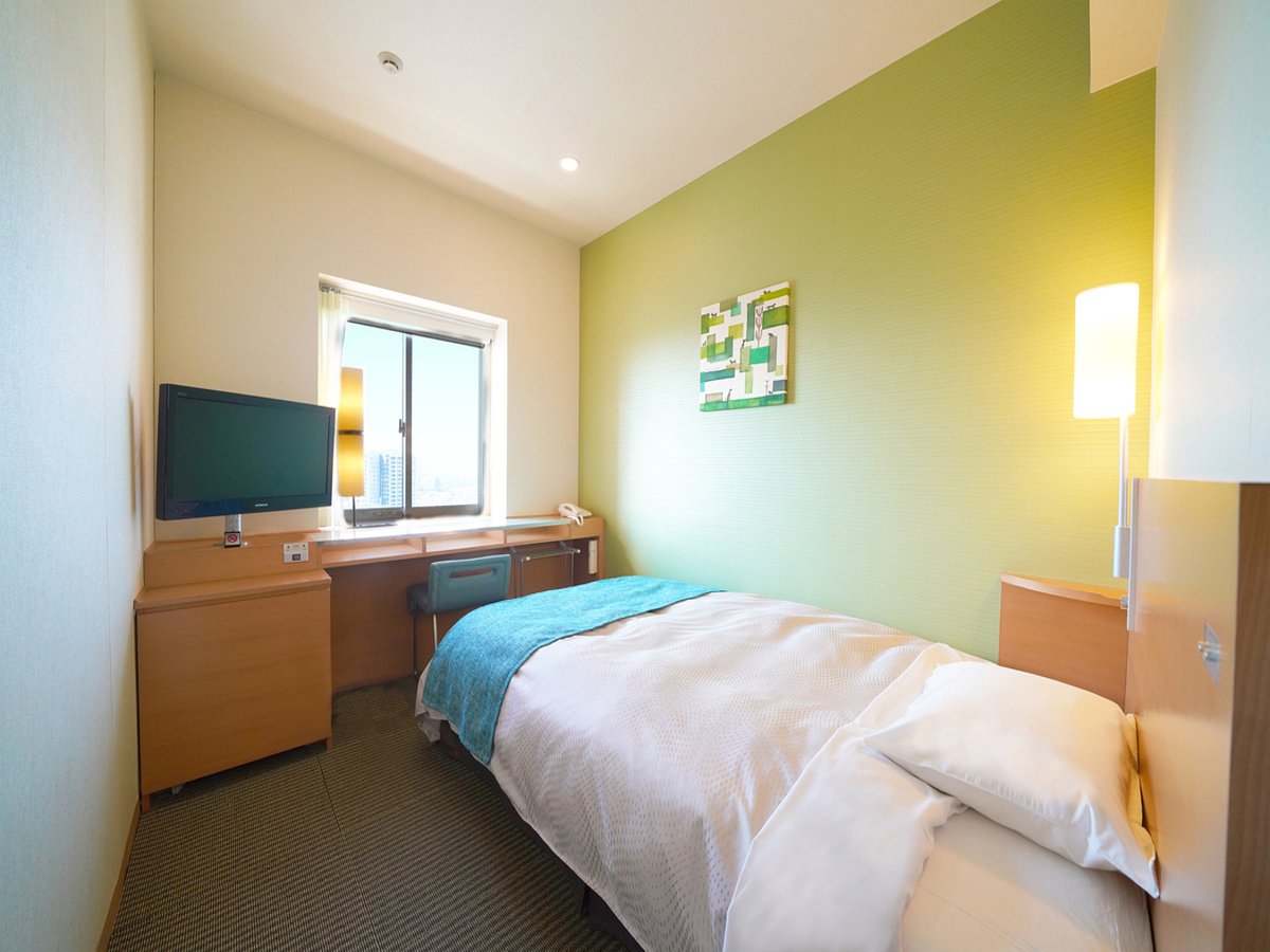 Single Non-Smoking Room