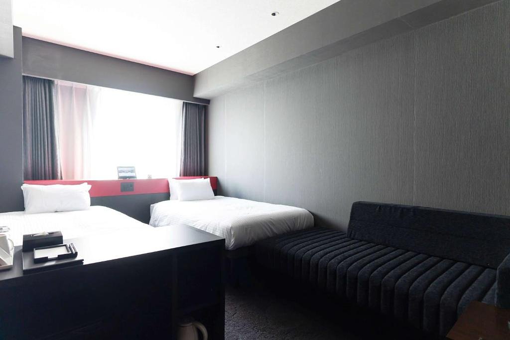 Superior Twin (Breakfast included)