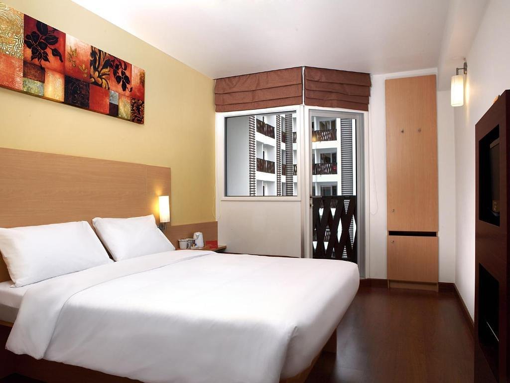 Standard 1 double bed