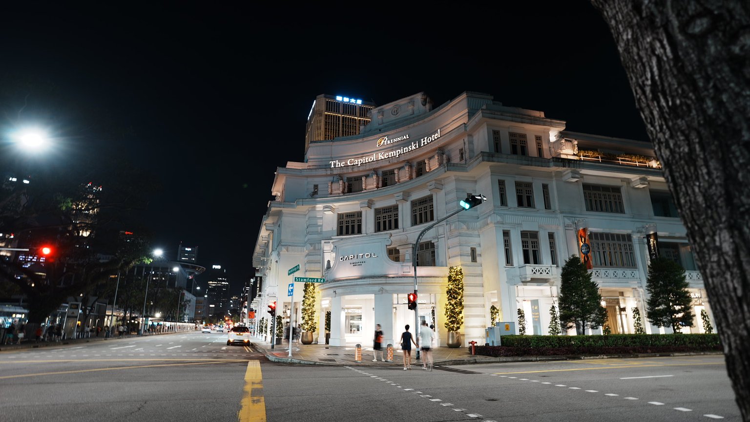 일류 서비스와 위치가 뛰어난 5성급 호텔