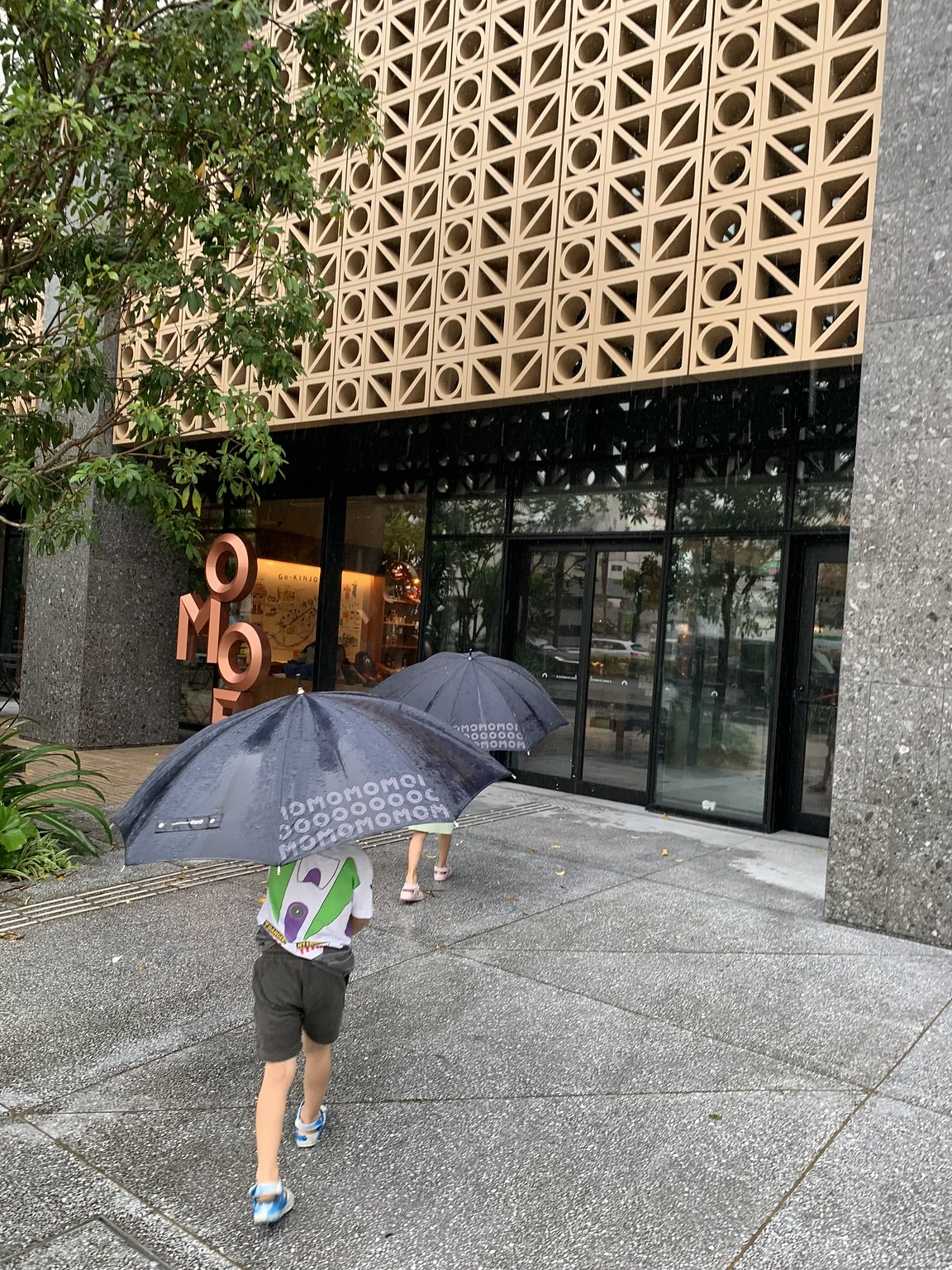 가족과 함께하는 오키나와 여행의 마지막 날은 항상 여기입니다! 이웃 식당과 함께 완벽해요!