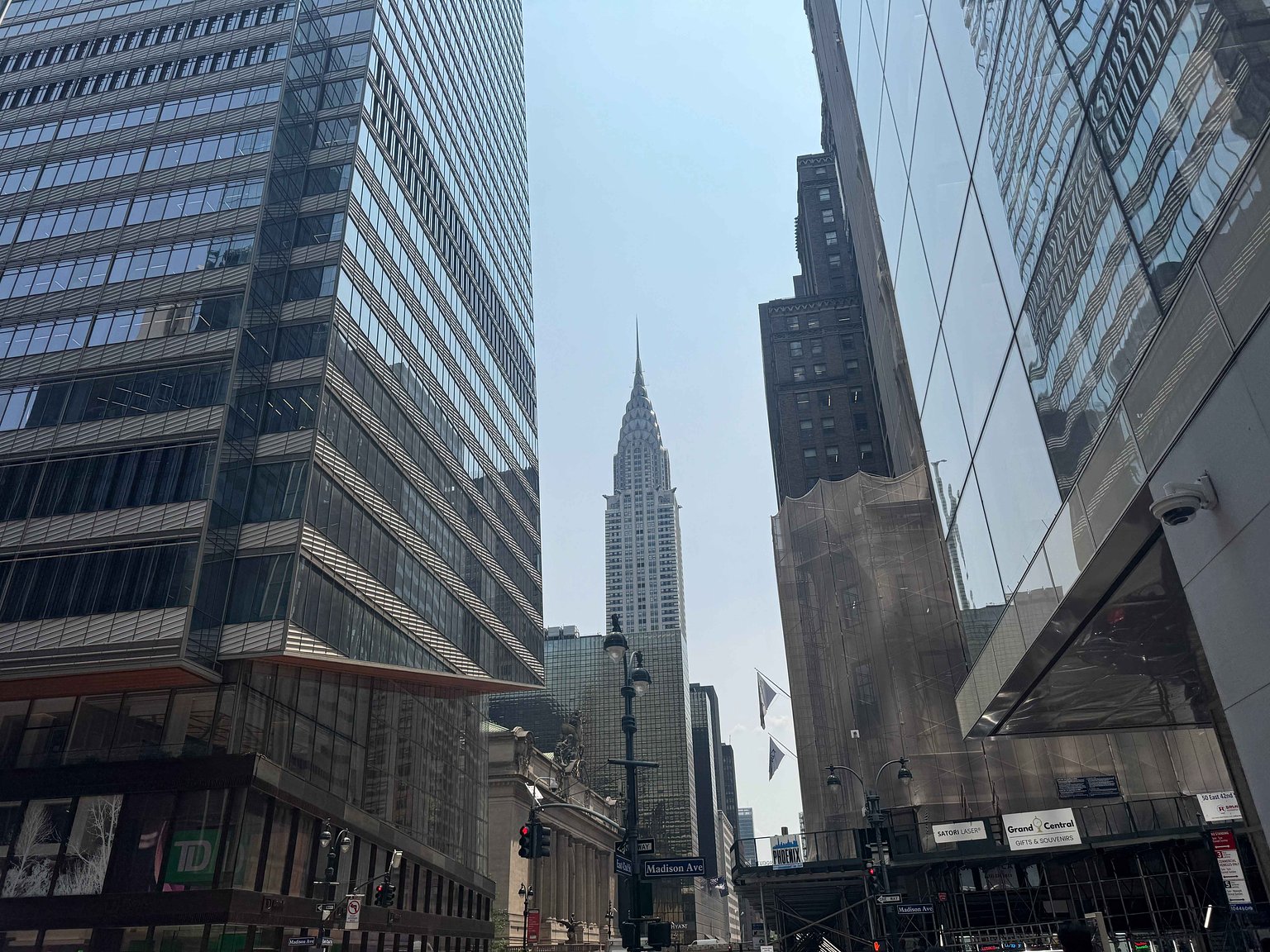 方便的交通！大型飯店