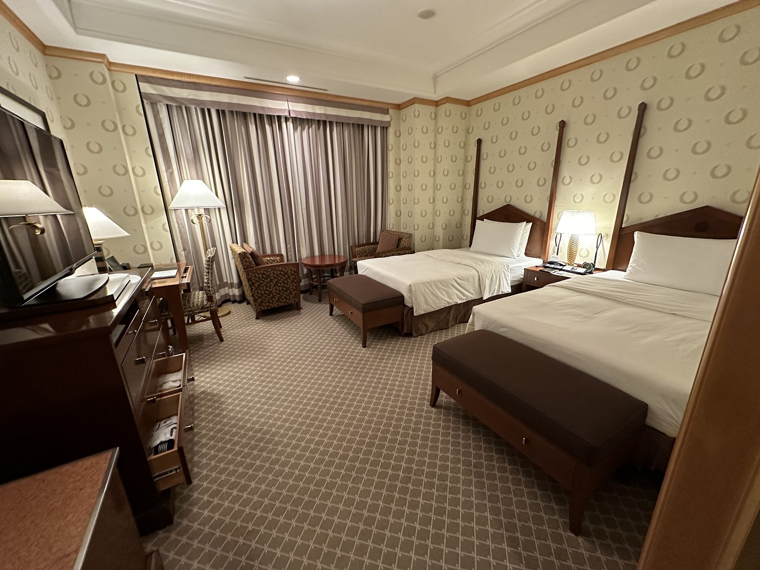 Staying at Such a Luxurious Hotel