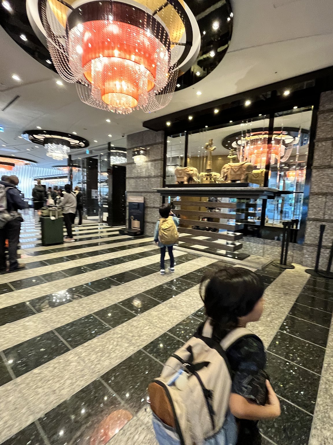 Stay for 1 adult and 2 children