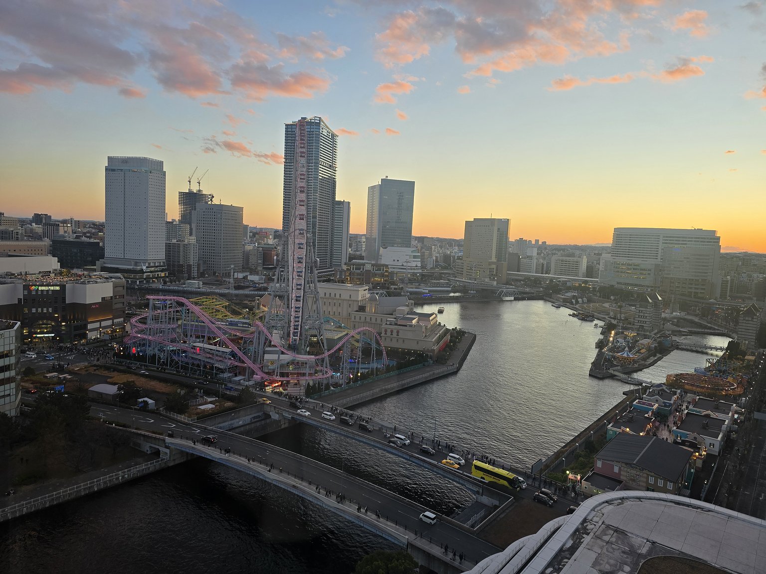 요코하마의 야경을 차지한 기분
