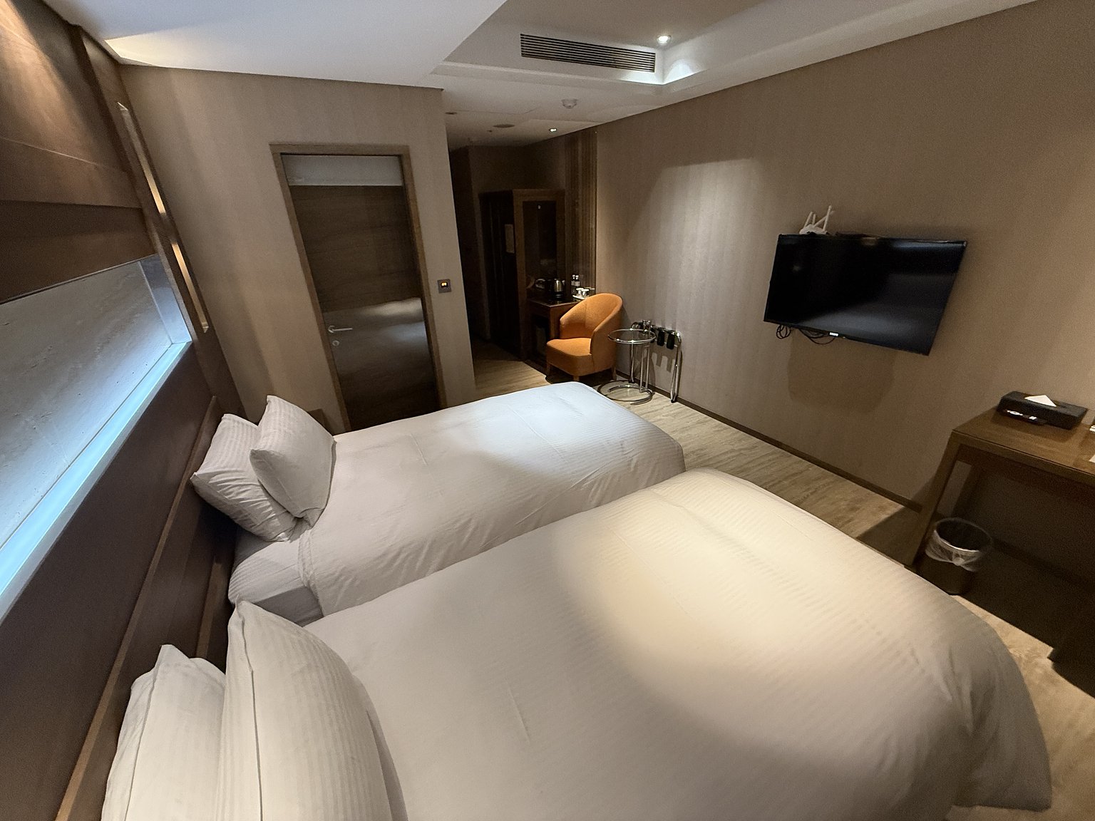 타이페이역 근처의 그린 월드 호텔