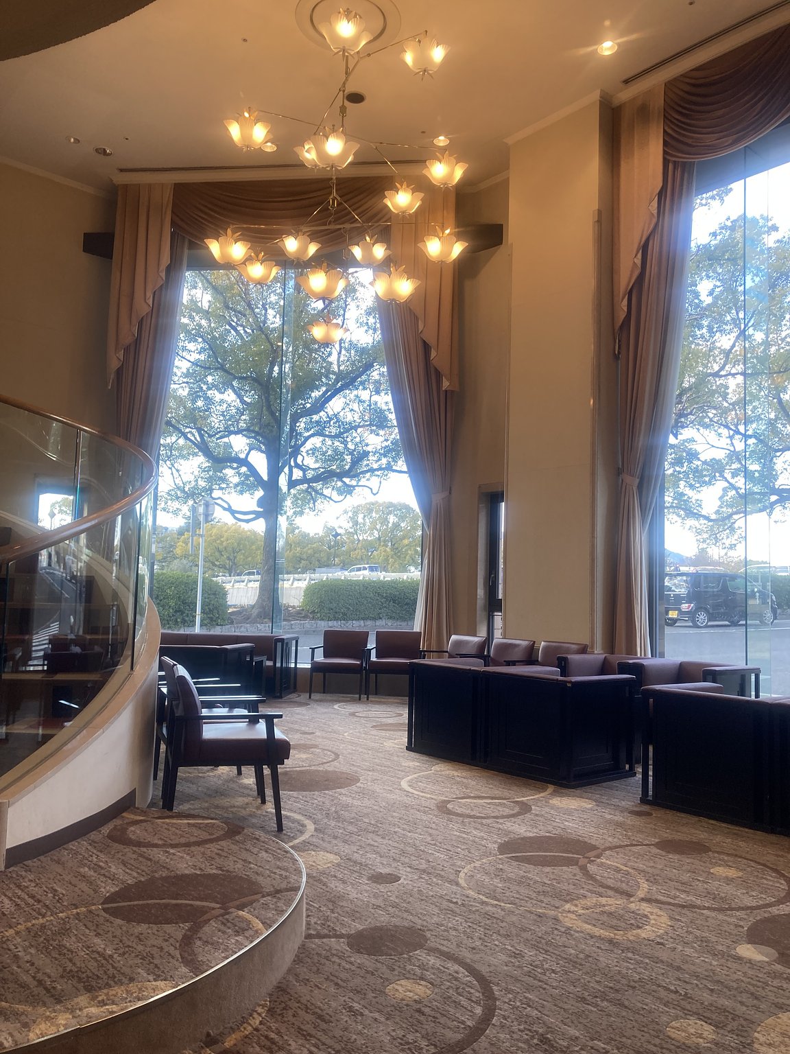 A Convenient Hotel with a View of the Atomic Bomb Dome from the Room