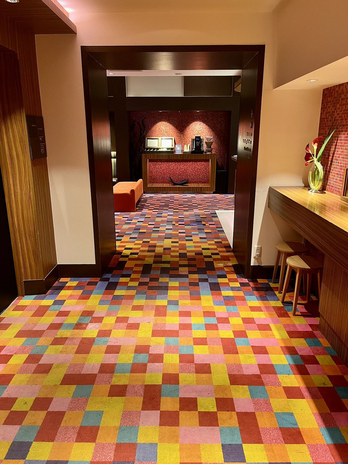 Convenient Hotel After Theater💃🕺