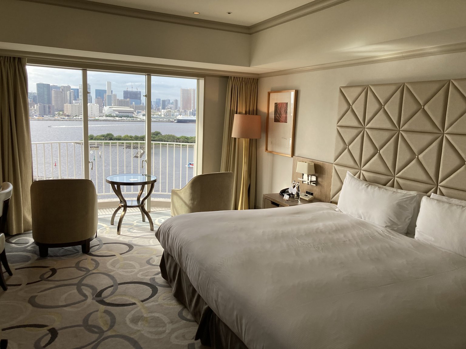 Celebrating Her Birthday at Hilton Tokyo Odaiba 🎉