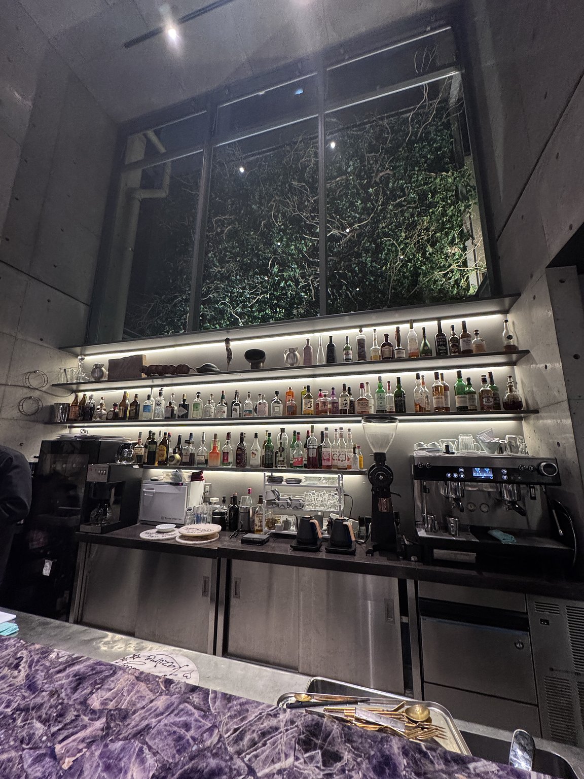 When You're Tired of Business Hotels and Chain Hotels