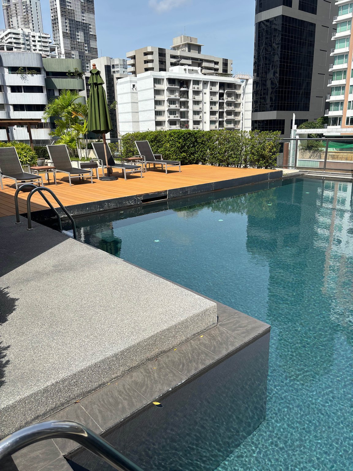 🏝️ Family Trip to Bangkok: From Harborland to Monitor Lizards at Lumphini Park -