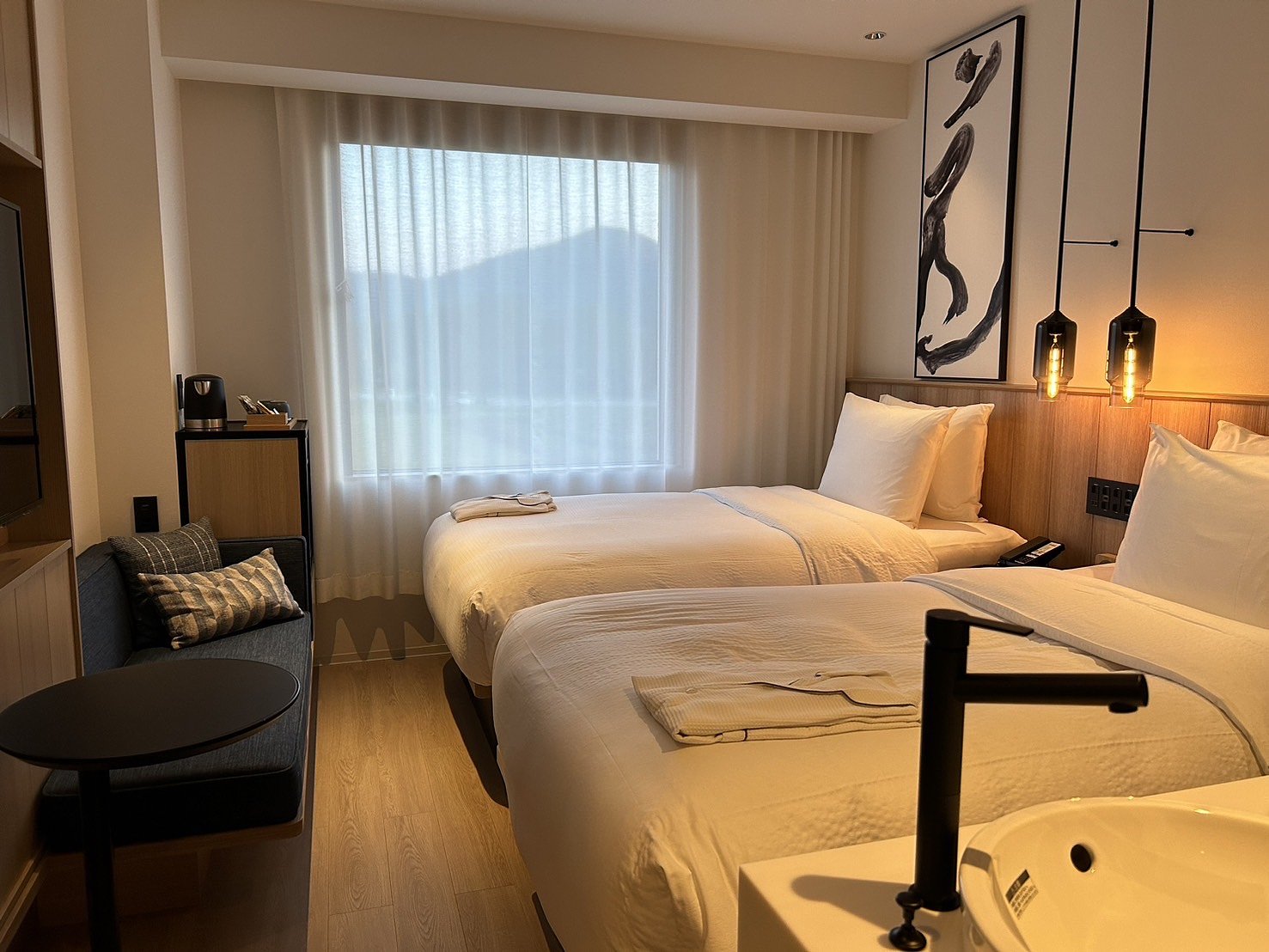 Stylish Room to Boost Your Mood!