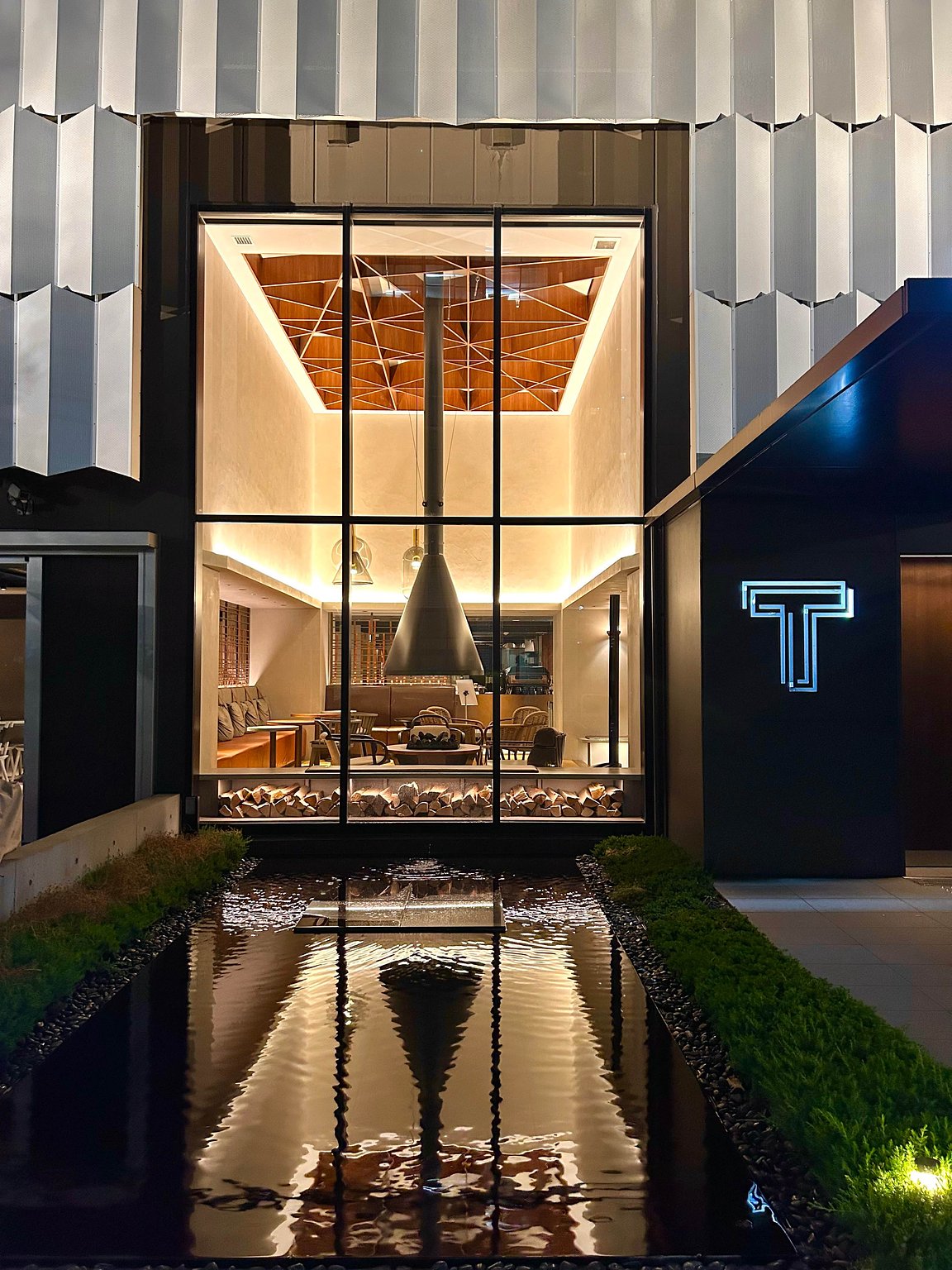 Stylish Hotel with Free Access to Barista's Cafe