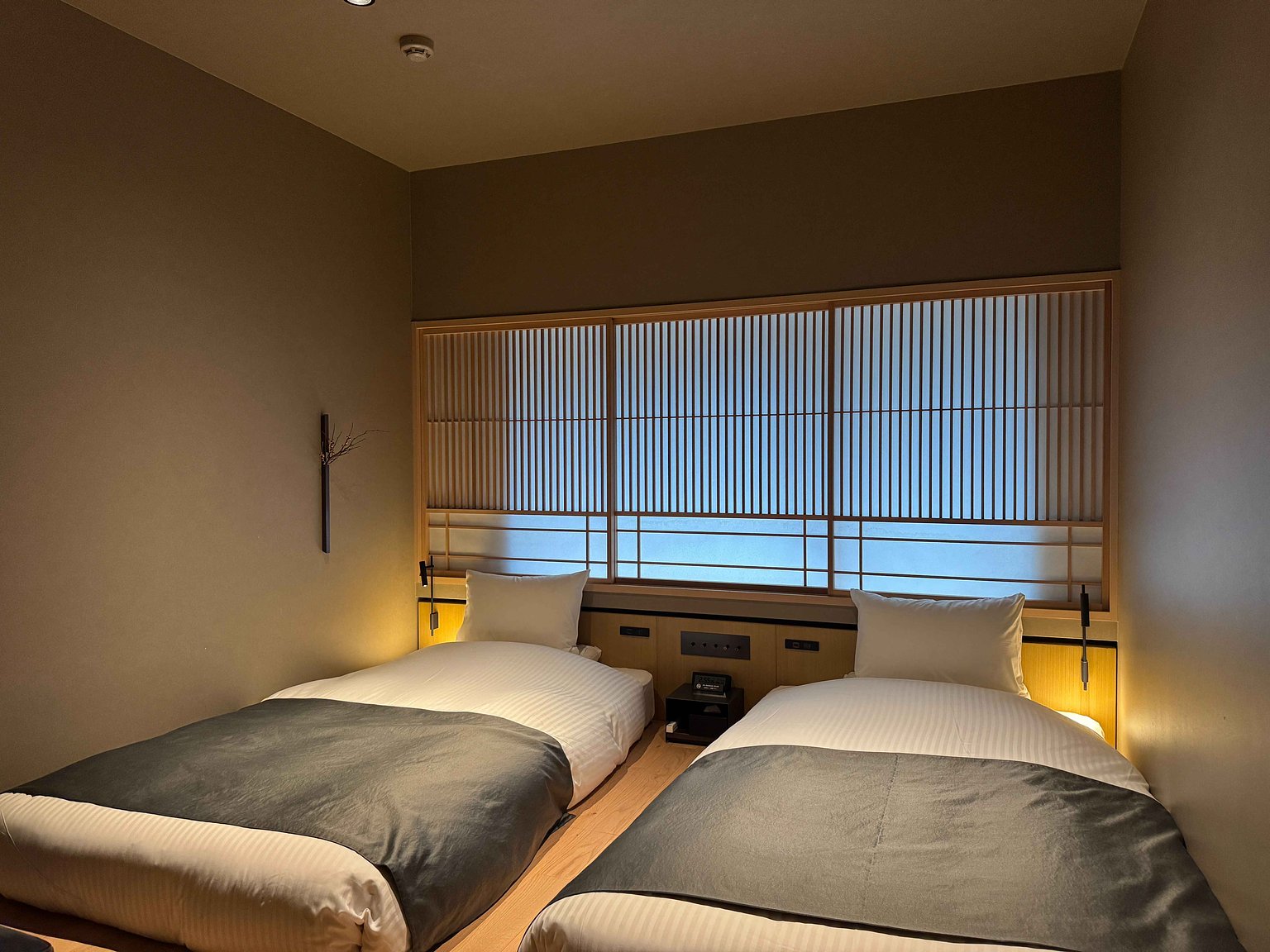 Recommended Accommodation with Lounge and Large Bath