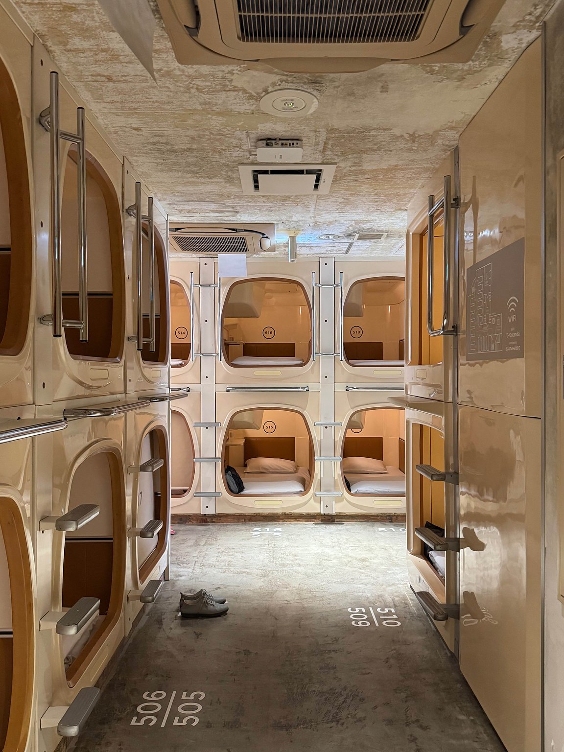 Affordable Capsule Hotel Near the Station in Gotanda♪