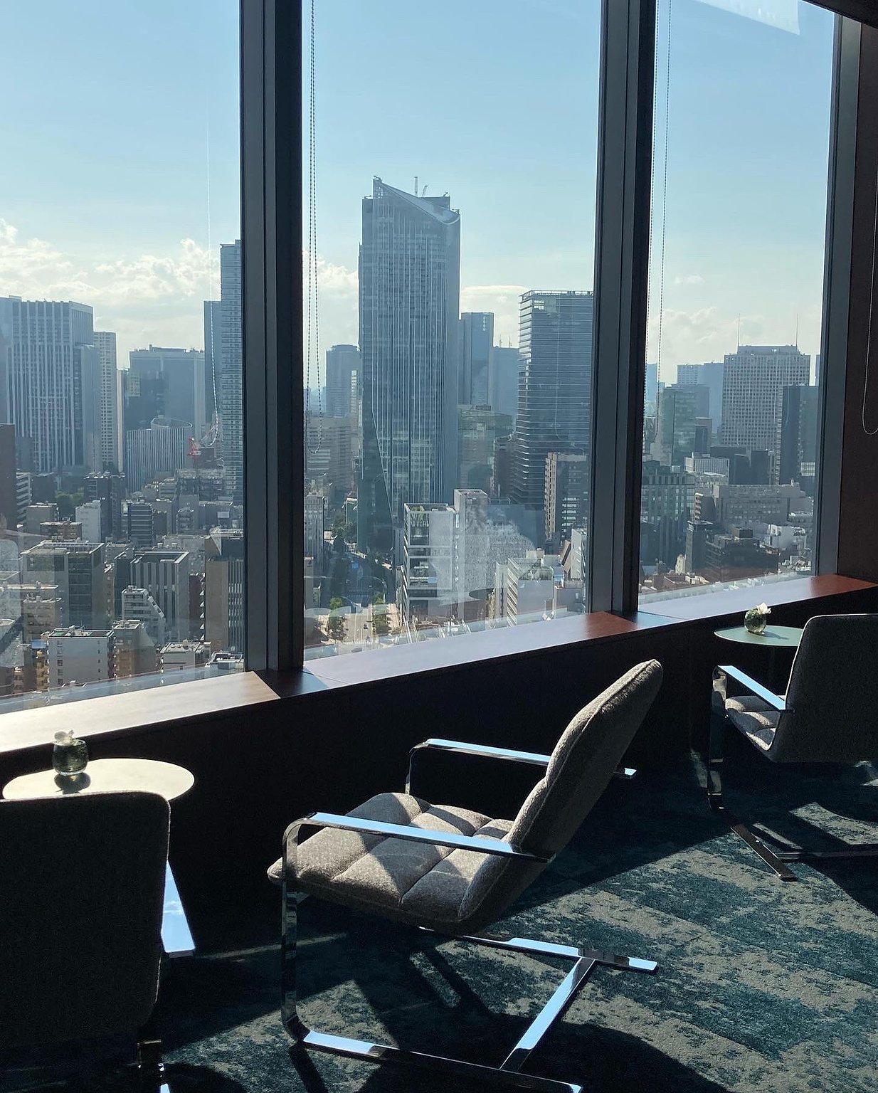 新橋的一家隱藏版藝術酒店，擁有絕佳的景觀