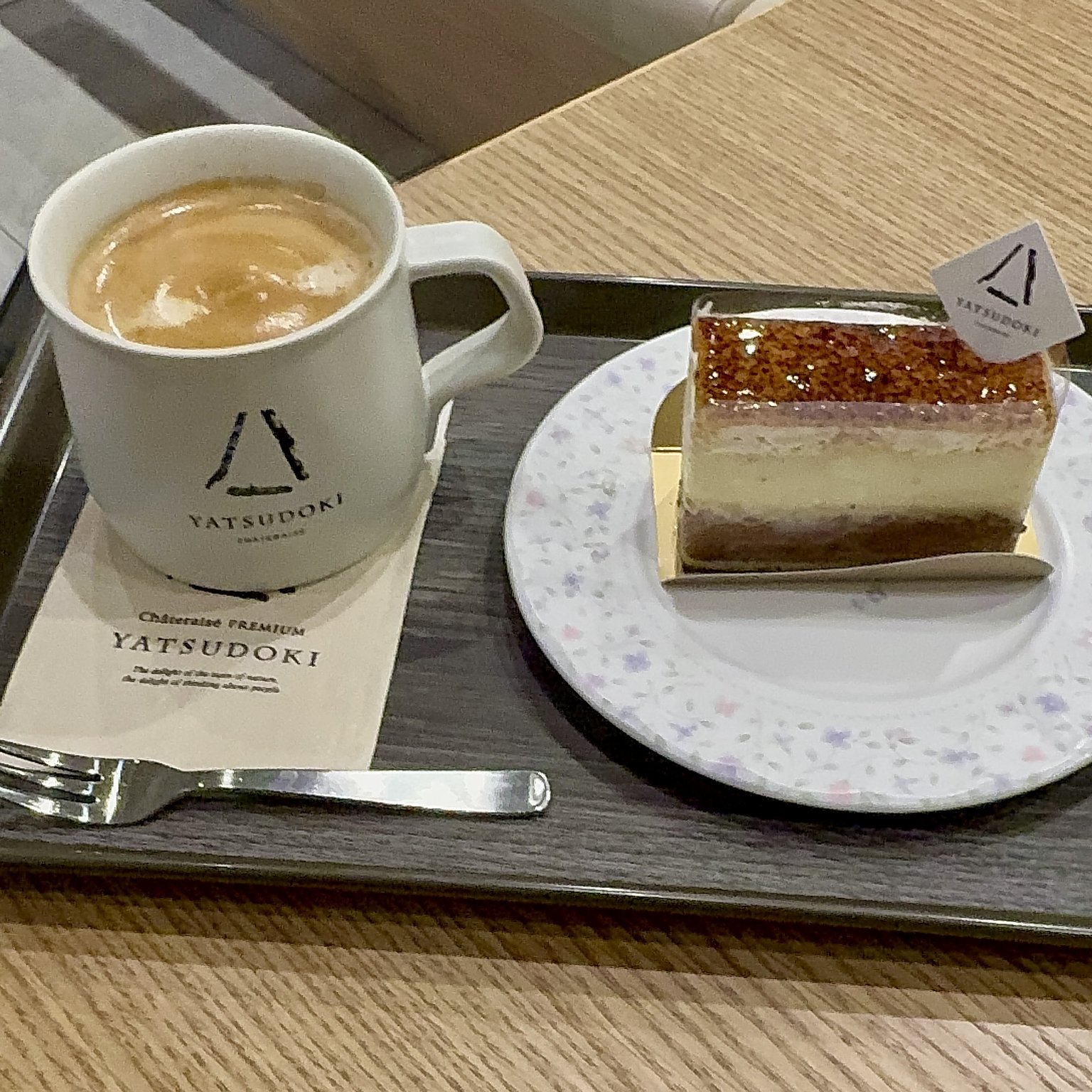 Kids are crazy about all-you-can-eat ice cream! The welcome sweets are also too delightful.