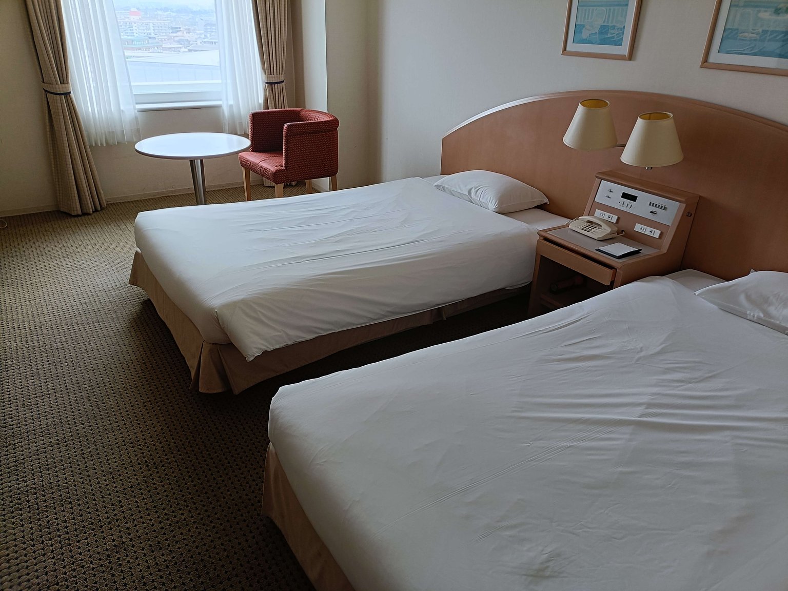 Convenient Access to Osaka and Kobe