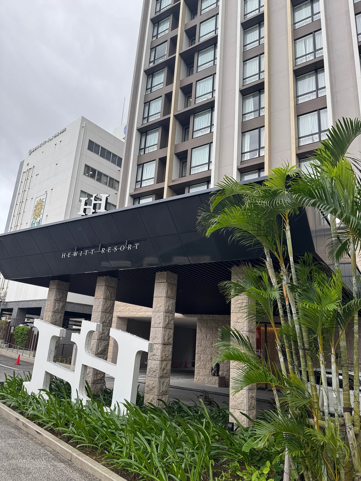 Infinity Pool and the Best Breakfast