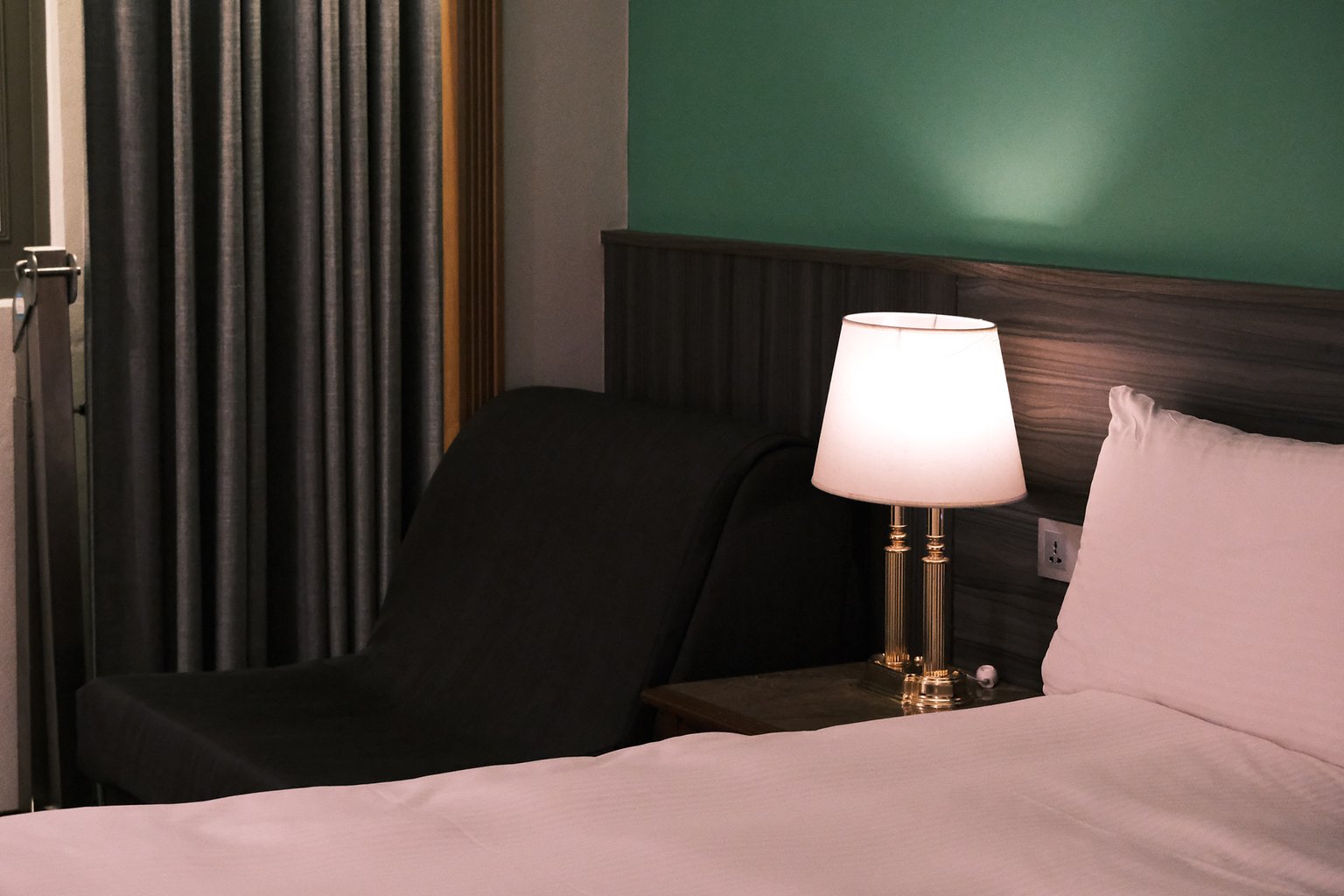 Loki Sanbeizi | A Night of Tranquility Amidst the Hustle and Bustle of Taipei